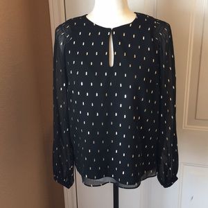 NWT Elegant Nine West  blouse size small